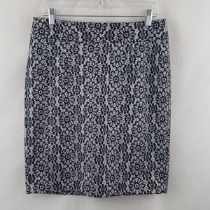 Banana Republic Lace Skirt Navy Floral Lace Pencil Skirt size 8 Career Wear